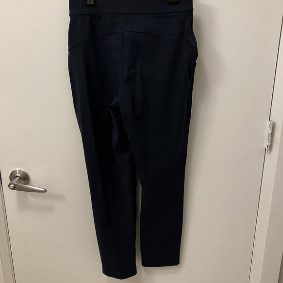 Aritzia The Group by Babaton Weekender Pant in Navy - Picture 3 of 7